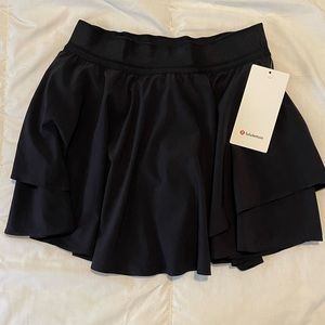 Lululemon Court Rival skirt *Long*